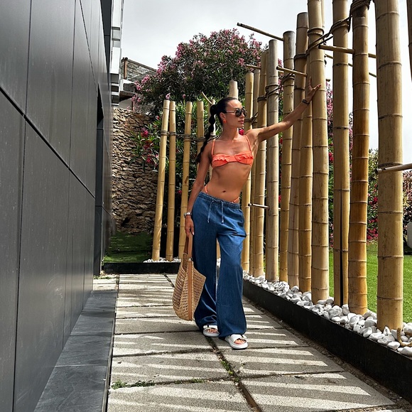 Meet your Posher, Ashly Rose - Picture 4 of 6